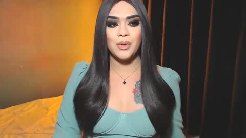 Snapshot of suckablecockoffreya chatting on 12.26.24 JADE ELYSE online show from 12.26.24