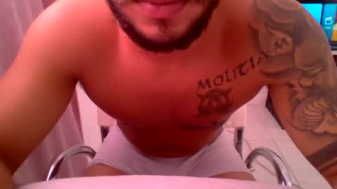 Snapshot of suetsemsay chatting on 02.19.25 suetsemsay online show from 02.19.25