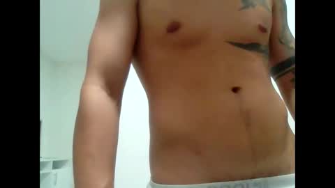 Snapshot of suetsemsay chatting on 10.13.25 suetsemsay online show from 10.13.25