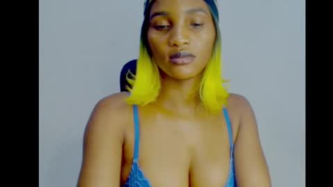 Snapshot of sugax_cuntwetxx chatting on 10.05.25 Ivy online show from 10.05.25