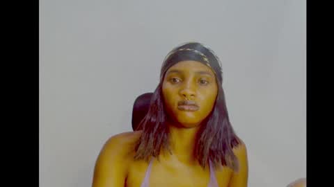 Snapshot of sugax_cuntwetxx chatting on 10.07.25 Ivy online show from 10.07.25