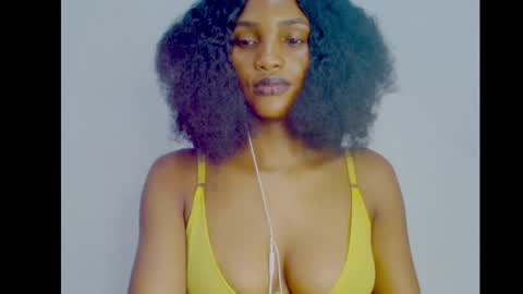 Snapshot of sugax_cuntwetxx chatting on 10.26.25 Ivy online show from 10.26.25