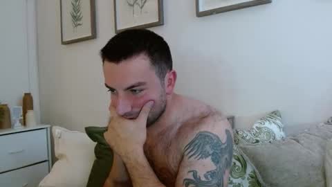 Snapshot of sultanstorm chatting on 10.28.25 Sultan Storm online show from 10.28.25