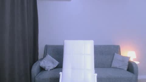 Snapshot of summer_finn chatting on 09.20.25 Christina online show from 09.20.25