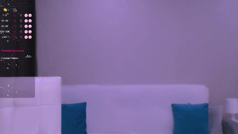 Snapshot of summer_finn chatting on 11.16.25 Christina online show from 11.16.25