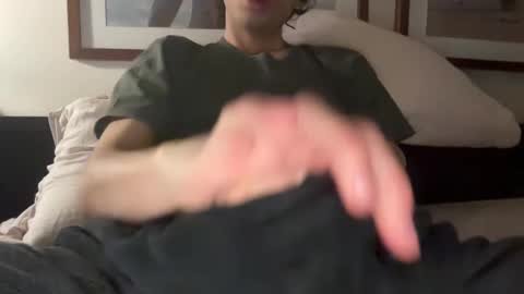 Snapshot of sunrough chatting on 12.28.24 Sunrough online show from 12.28.24