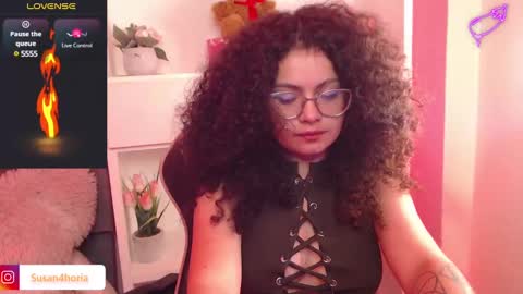 Snapshot of susan_bluee chatting on 03.12.25 Susan online show from 03.12.25