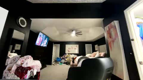 Snapshot of swapman47 chatting on 09.25.25 Swapman47 online show from 09.25.25