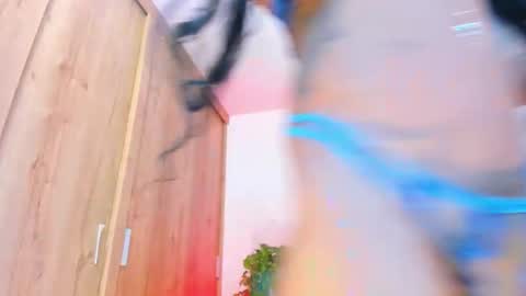 Snapshot of sweet__little_doll chatting on 10.09.25 LISSA online show from 10.09.25