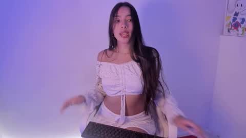 Snapshot of sweet_and_wild05 chatting on 11.13.25 Julieta online show from 11.13.25