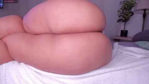 Snapshot of sweet_booty1 chatting on 02.05.25 Chelsy online show from 02.05.25