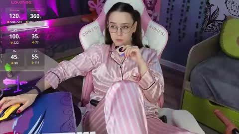 Alice online show from 10.20.25