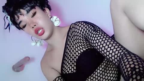 Snapshot of sweet_katrina69 chatting on 09.25.25 sweet_katrina69 online show from 09.25.25