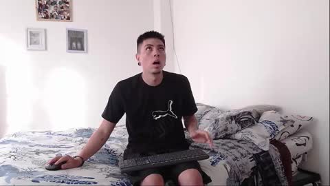 Snapshot of sweet_paradisex5 chatting on 09.22.25 sweet_paradisex5 online show from 09.22.25