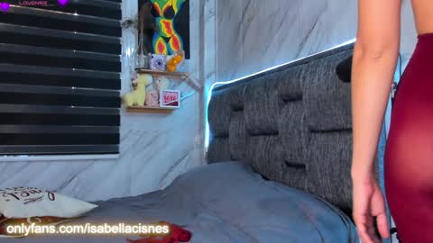 Snapshot of sweet_tits2 chatting on 02.04.25 Isabella online show from 02.04.25