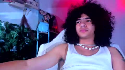 Snapshot of sweet_vond chatting on 03.01.25 Steven independent model online show from 03.01.25