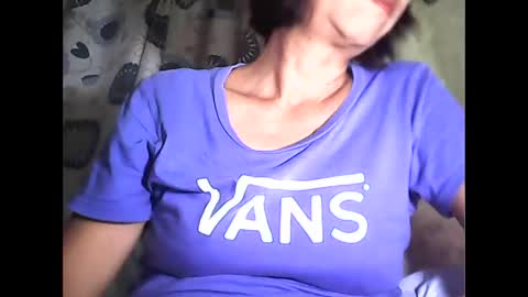 Snapshot of sweetbella24 chatting on 10.01.25 im anne online show from 10.01.25