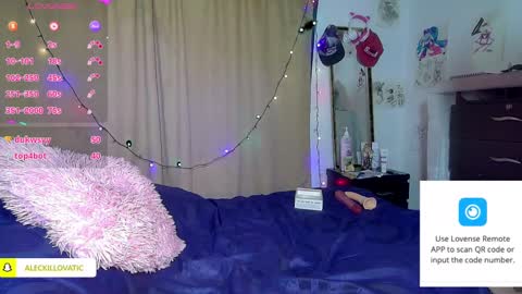 Snapshot of sweetc4meron chatting on 12.29.24 Cameron Alejandro online show from 12.29.24