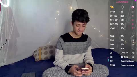 Snapshot of sweetc4meron chatting on 01.30.25 Cameron Alejandro online show from 01.30.25