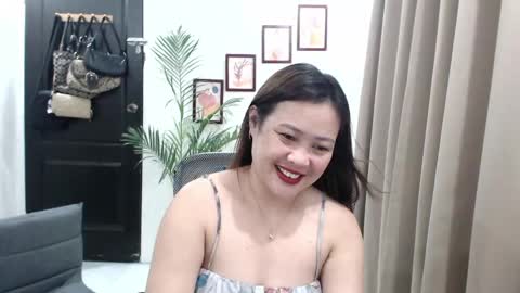 Snapshot of sweetestsmile_ chatting on 01.17.25 Khaye online show from 01.17.25