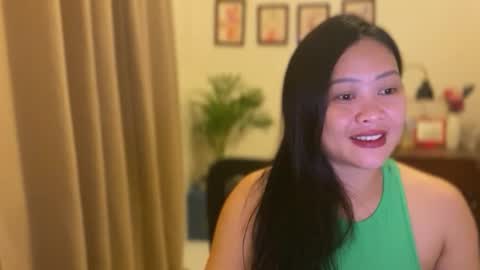 Snapshot of sweetestsmile_ chatting on 09.21.25 Khaye online show from 09.21.25