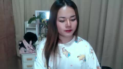 Snapshot of sweethotlove_xoxo chatting on 09.28.25 sweethotlove_xoxo online show from 09.28.25