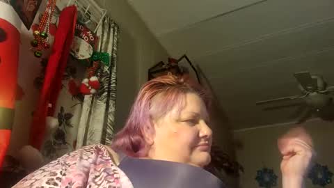 Snapshot of sweetlolajean chatting on 12.22.24 sweetlolajean online show from 12.22.24