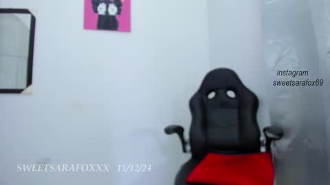 Snapshot of sweetsarafoxxx chatting on 12.12.24 Sara Sofia Libra online show from 12.12.24