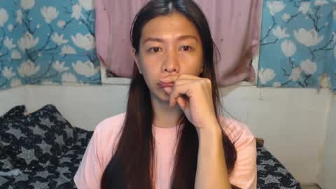 Snapshot of sweetsensation69xx chatting on 02.13.25 Sweet online show from 02.13.25