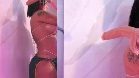 Snapshot of sweety_maria_ chatting on 02.23.25 maria online show from 02.23.25