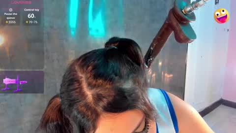 Snapshot of sweety_maria_ chatting on 10.18.25 maria online show from 10.18.25