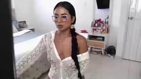 yaya online show from 09.19.25