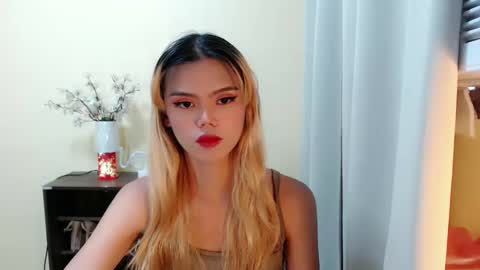 Snapshot of sweetytrannygirlxx chatting on 01.06.25 Megan online show from 01.06.25