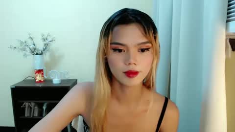 Snapshot of sweetytrannygirlxx chatting on 01.13.25 Megan online show from 01.13.25