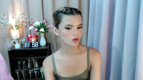 Snapshot of sweetytrannygirlxx chatting on 10.07.25 Megan online show from 10.07.25