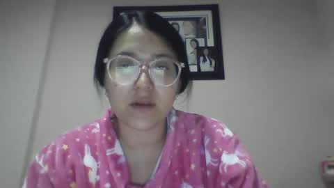 sweetyypeach online show from 12.18.24