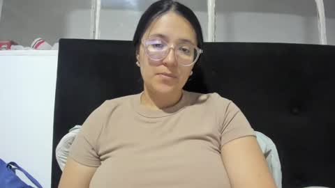 sweetyypeach online show from 01.20.25