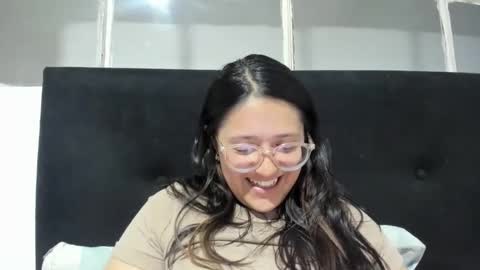 sweetyypeach online show from 01.21.25