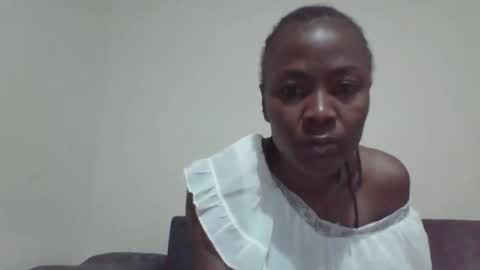 Snapshot of swtebony1 chatting on 12.02.24 ALICIA online show from 12.02.24