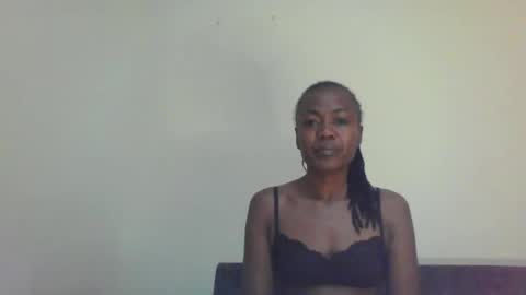 Snapshot of swtebony1 chatting on 12.25.24 ALICIA online show from 12.25.24