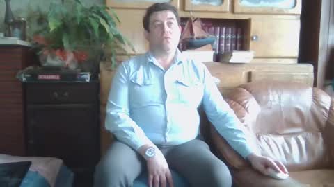 Snapshot of sympa_trique chatting on 02.11.25 sympa_trique online show from 02.11.25