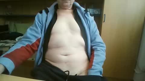 Snapshot of t5519t chatting on 10.11.25 t5519t online show from 10.11.25