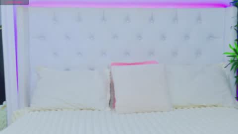 Snapshot of taahiraarabian chatting on 01.27.25 Arianna online show from 01.27.25