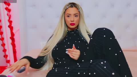 Snapshot of taahiraarabian chatting on 02.07.25 Arianna online show from 02.07.25