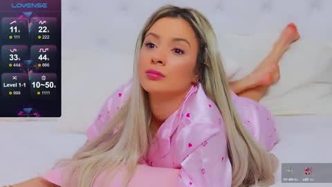 Snapshot of taahiraarabian chatting on 02.12.25 Arianna online show from 02.12.25