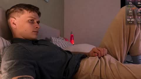 Snapshot of talkinghead7 chatting on 10.04.25 Colin online show from 10.04.25