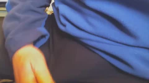 Snapshot of tambay2 chatting on 02.12.25 tambay2 online show from 02.12.25