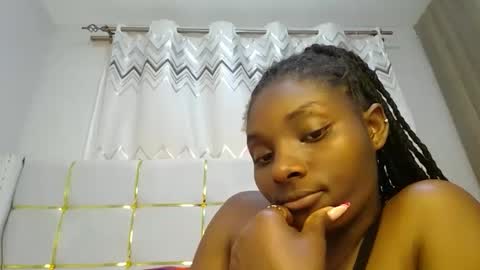 Snapshot of tamia538235 chatting on 01.25.25 tamia online show from 01.25.25