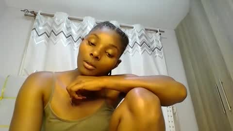 Snapshot of tamia538235 chatting on 02.22.25 tamia online show from 02.22.25