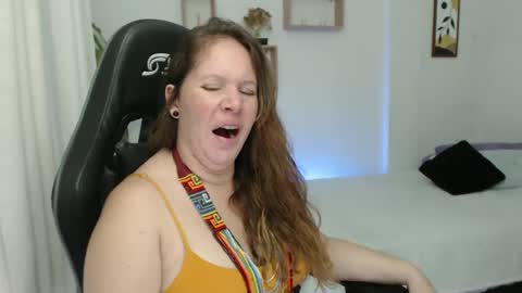 Snapshot of tamy_shine87 chatting on 01.02.25 Im Samy online show from 01.02.25